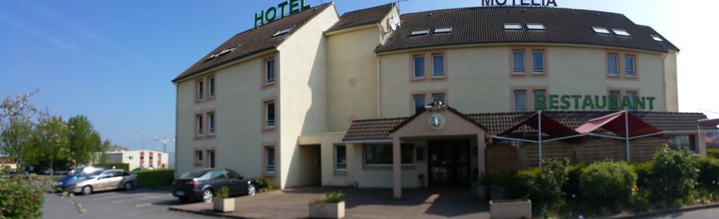 Hotel Motelia Moissy-Cramayel Exteriör bild